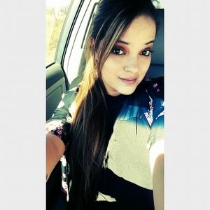 Meet your Posher, Antionette